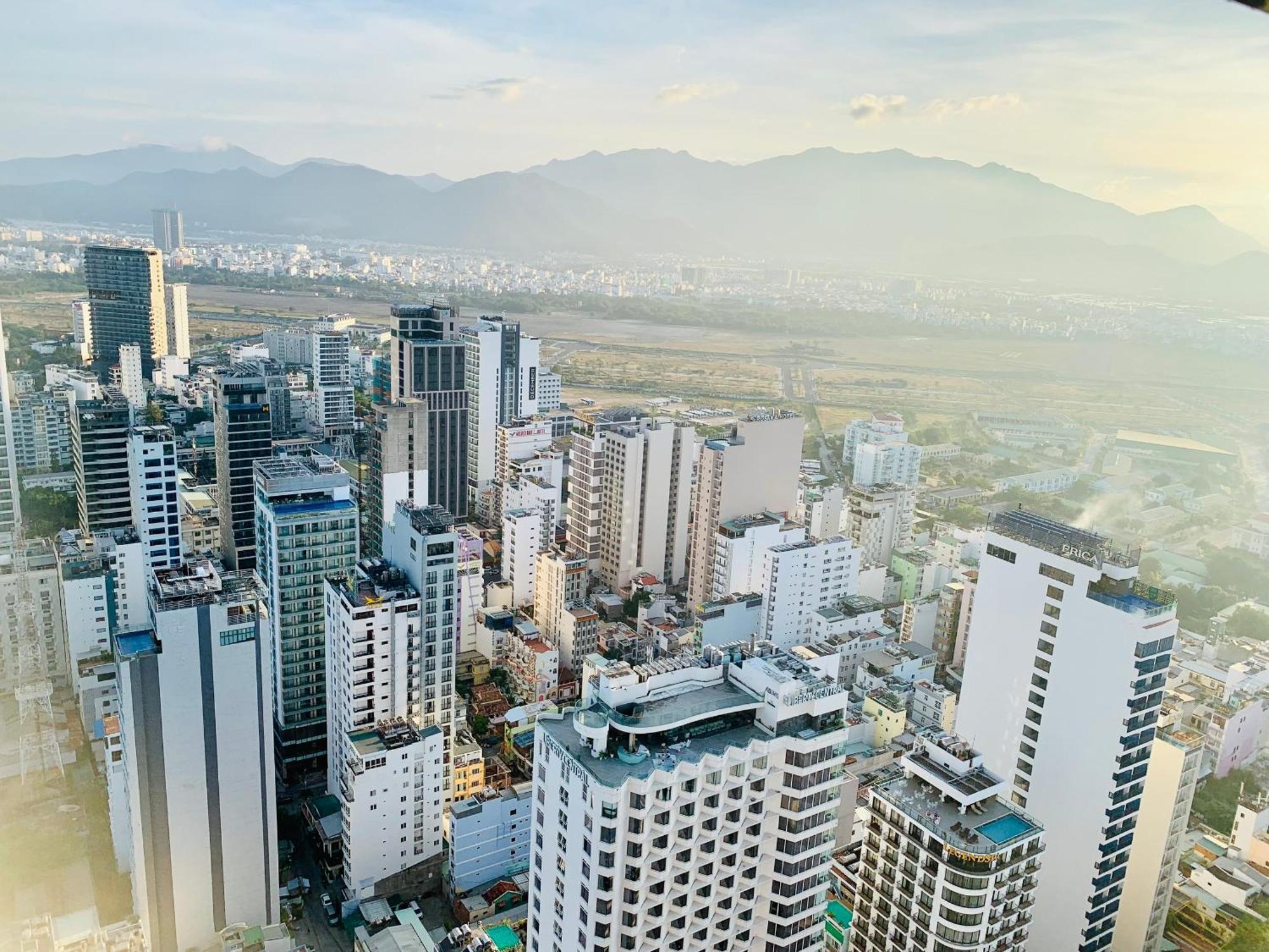 Infinity Sea View Apartment Nha Trang Exterior foto